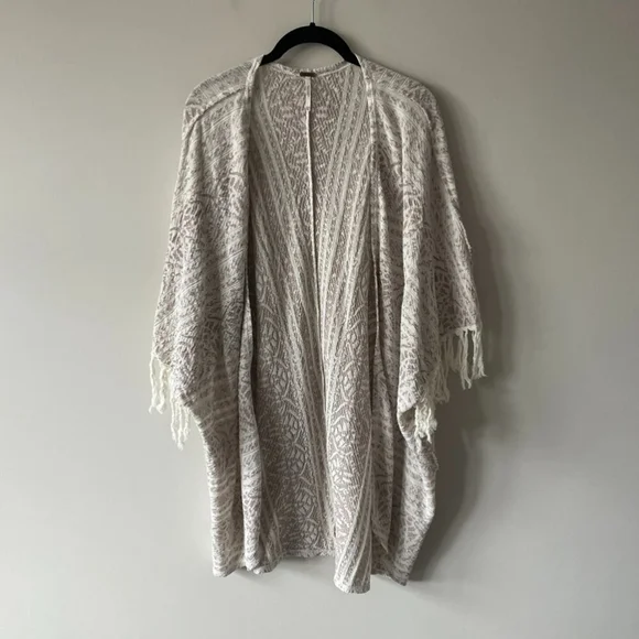Free People Fringe Open Front Aztec Pattern Mid Length Kimono Gold Small - Picture 2 of 9